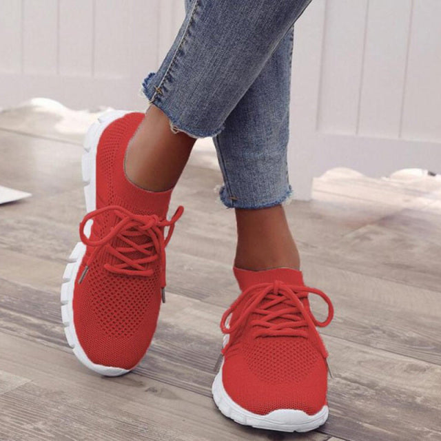 Chic und Stil | Orthopedic Elegance Sneakers