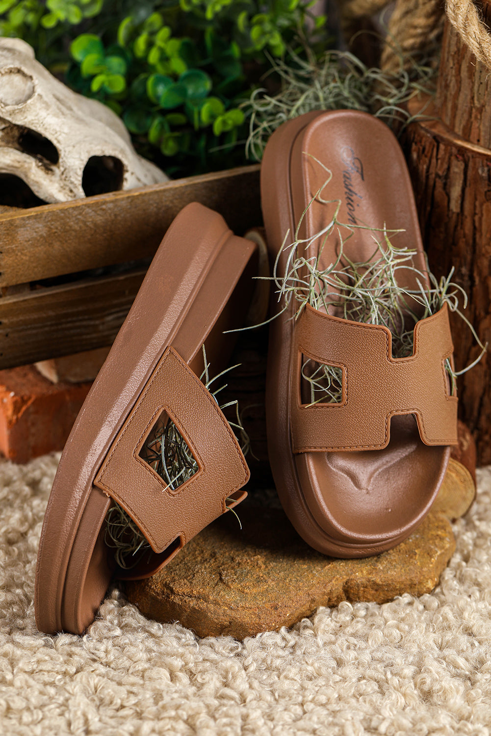 Lune London | Fashionable Slippers