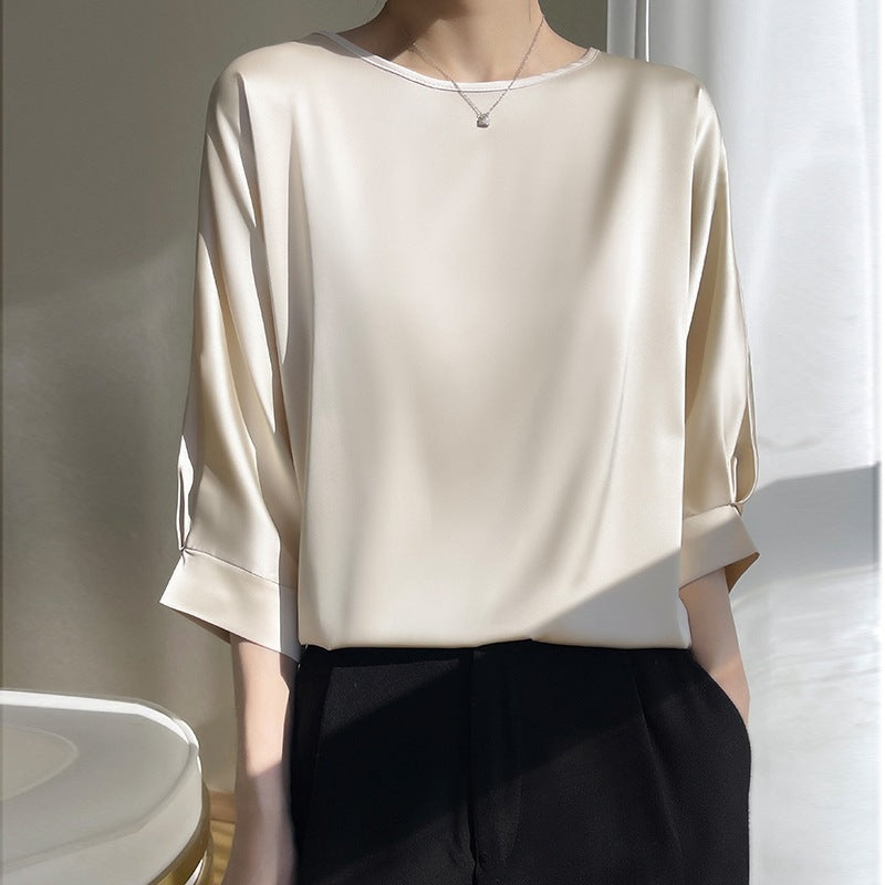 Women's Summer Relaxed-Fit Top with Round Neck, 3/4 Sleeves, Cropped Cut and Ice Silk Satin Finish