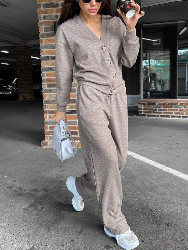 Chic und Stil | casual V-neck sweater and pants set
