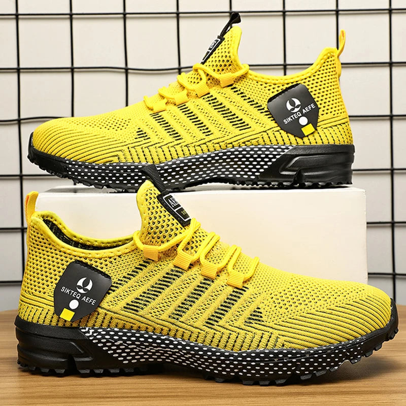 Lune London | Airy and trendy anti-sweat trainer for men