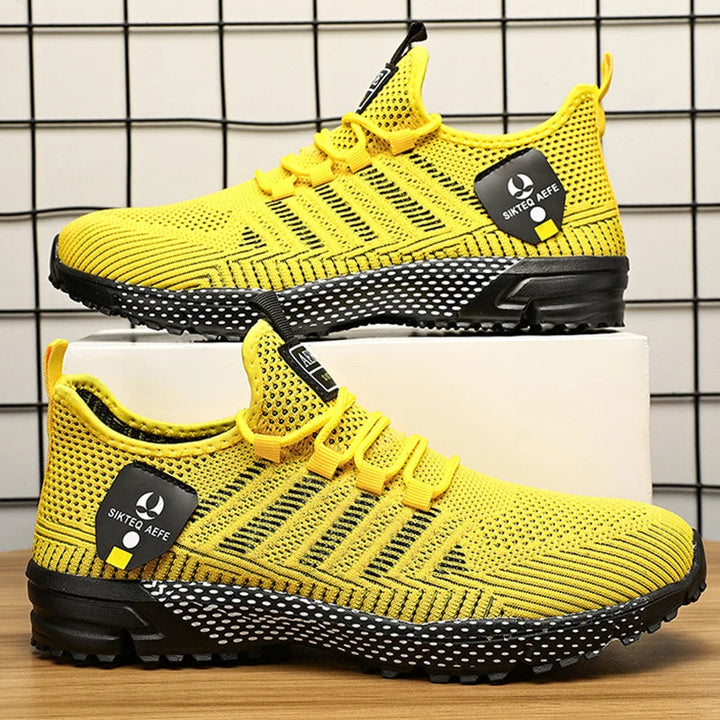 Lune London | Airy and trendy anti-sweat trainer for men