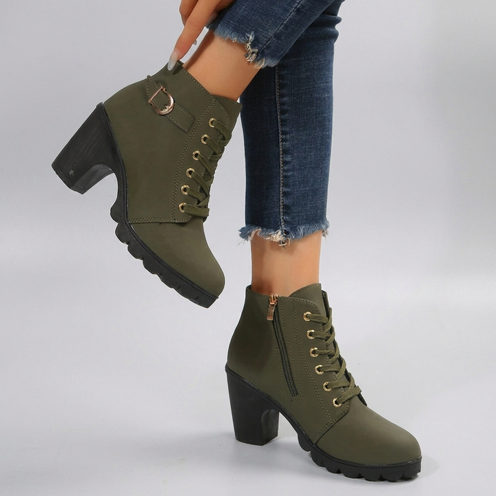 Women’s Fashion Lace-Up Boots