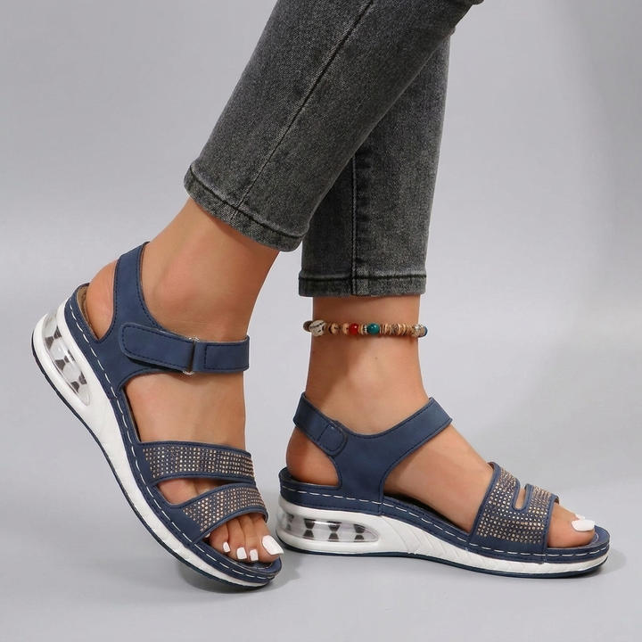 Elegant Wedge Sandals with Airy Roman Cut