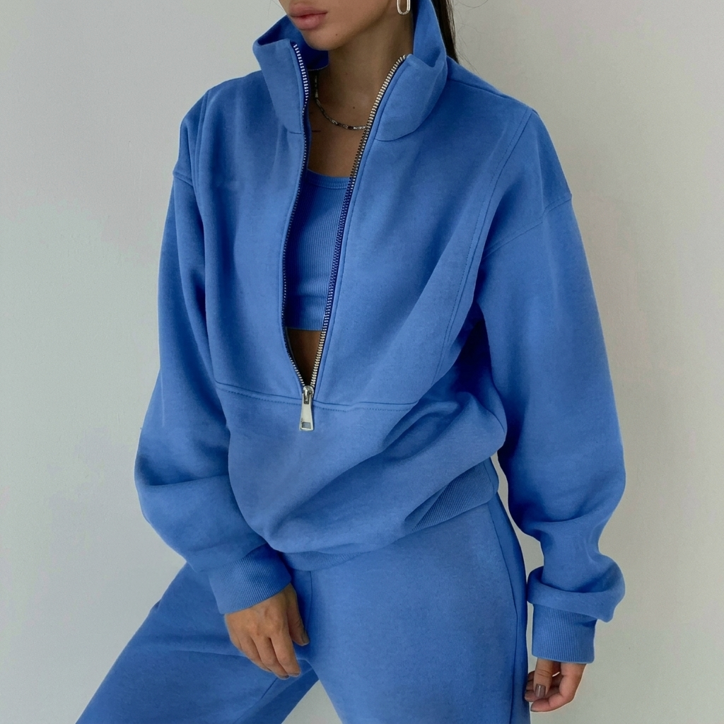 Trendy Women’s Lounge Set – Half-Zip Sweatshirt and Joggers