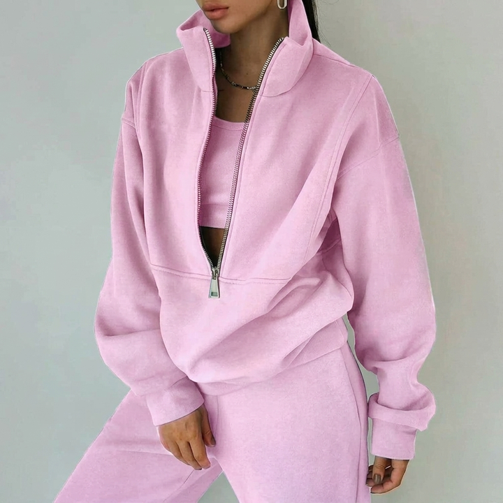 Trendy Women’s Lounge Set – Half-Zip Sweatshirt and Joggers
