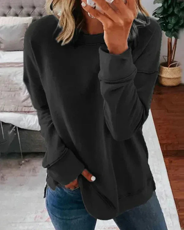 Chic und Stil | Sweatshirt - Relaxed Fit - Soft Cotton Blend - Crew Neck with Ribbed Hem