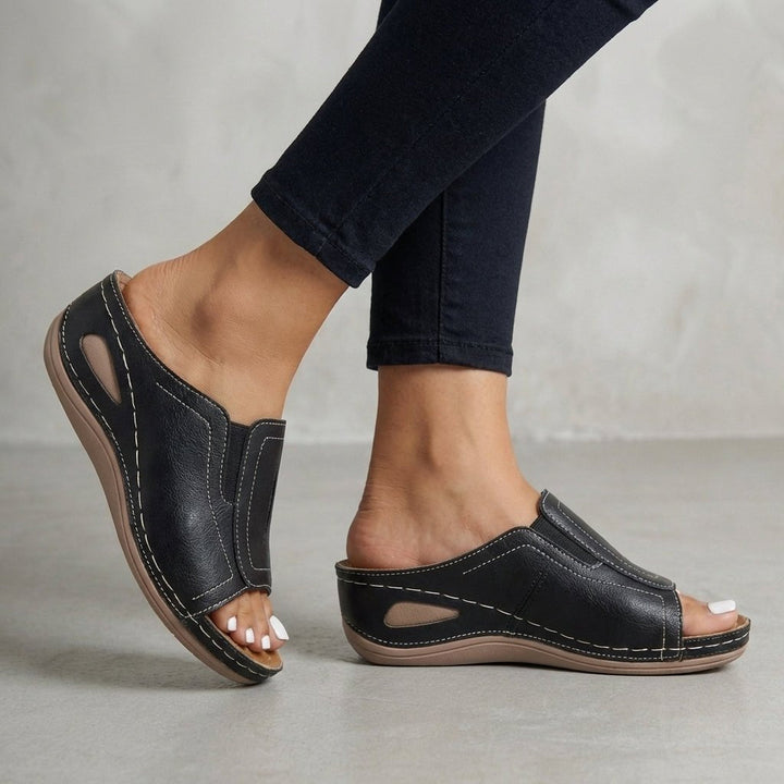 https://cdn.shopify.com/s/files/1/0943/0581/2804/files/orthopedic-wedge-sandals-slip-on-leather-open-toe-2.jpg?v=1777200043