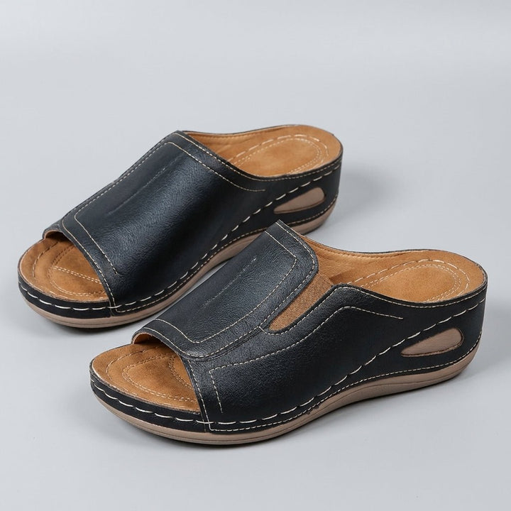 https://cdn.shopify.com/s/files/1/0943/0581/2804/files/orthopedic-wedge-sandals-slip-on-leather-open-toe-5.jpg?v=1777200043