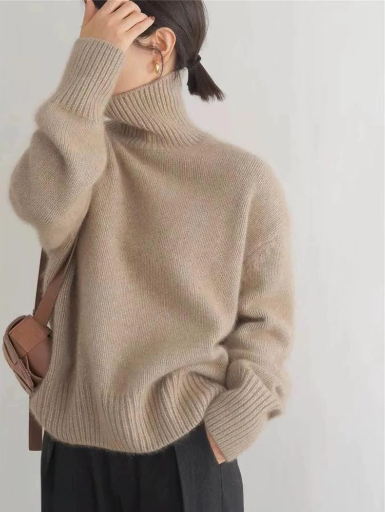 Cashmere Oversized Sweater with Turtleneck for Women